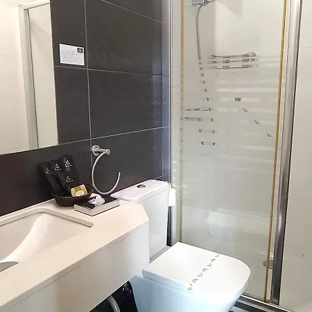 Отель Marron 3*