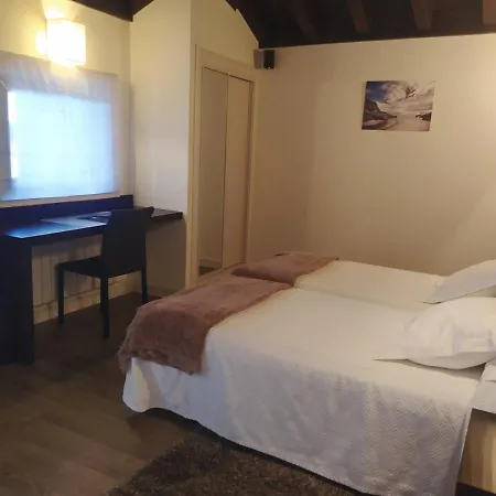 Hotel Marron Naves (Asturias)