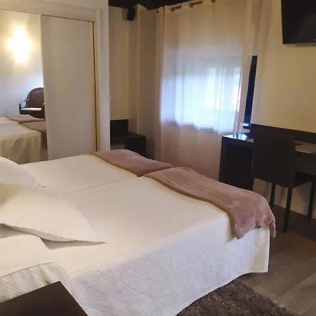Hotel Marrón