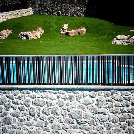 Marron Naves (Asturias)