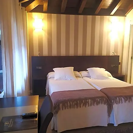 Hotel Marron Navés