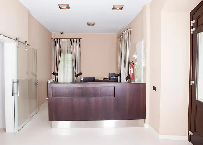 Hotel Marrón Navès