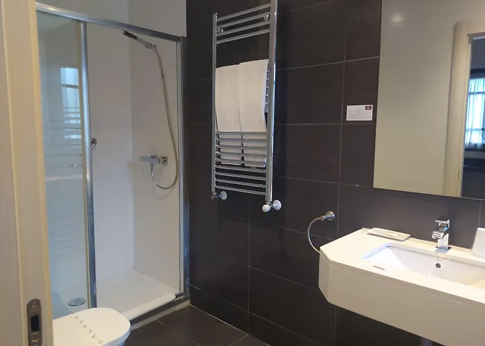 Hotel Marrón Navès