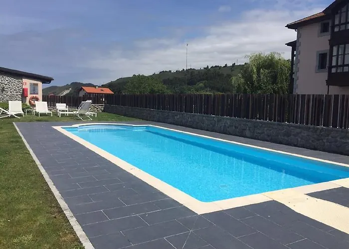 Hotel Marrón Navès